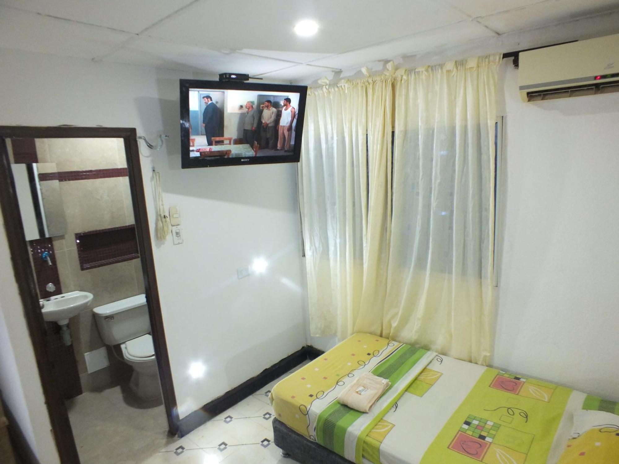 Hotel Malecon Del Rio Barranquilla  Extérieur photo