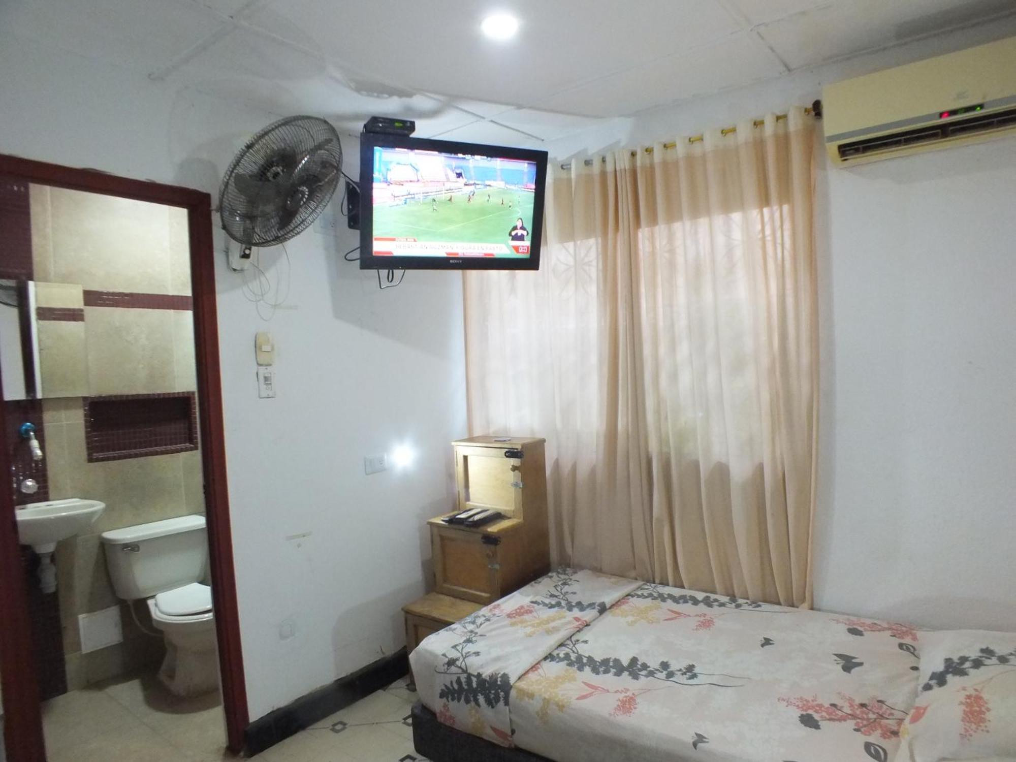 Hotel Malecon Del Rio Barranquilla  Extérieur photo
